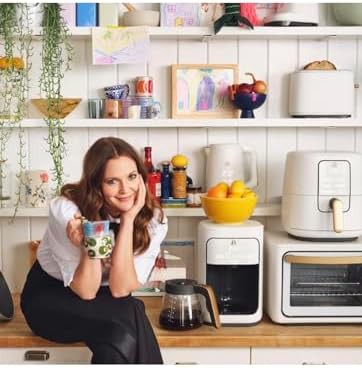 White icing touchscreen six quart air fryer — photo 4